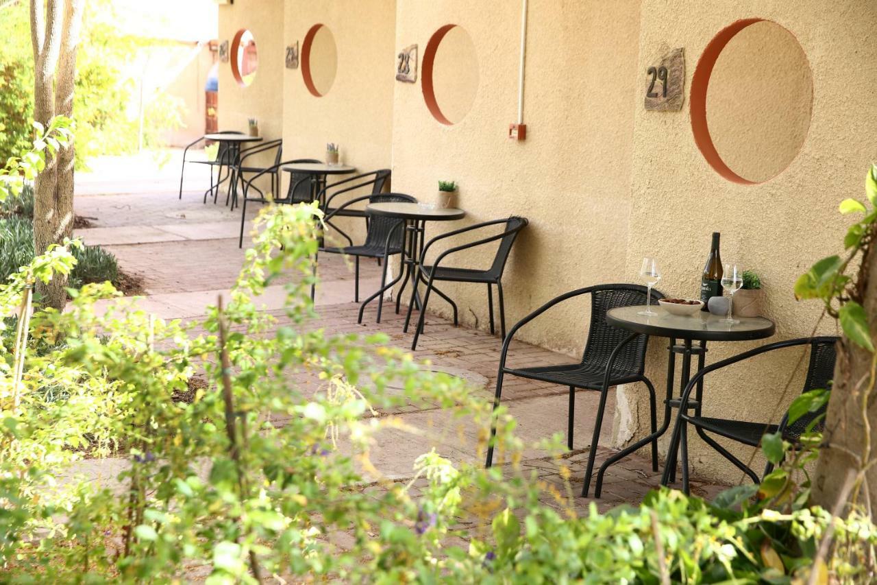 Eilot Kibbutz Country Lodging Eilat Dış mekan fotoğraf